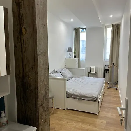 Moret 6 Personnes Apartment Paris