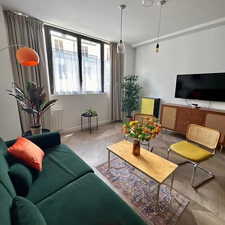 Apartment Moret 6 Personnes Paris